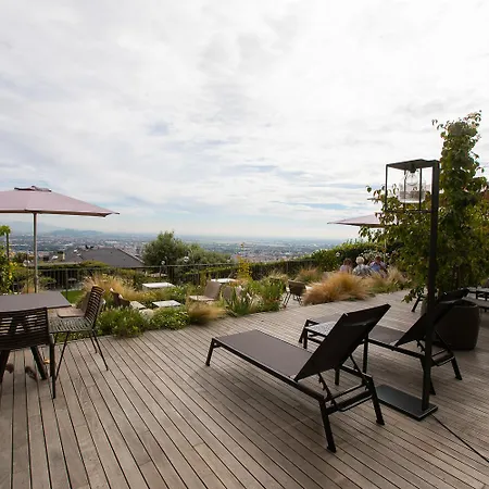 Hotel Relais San Vigilio Al Castello 4*